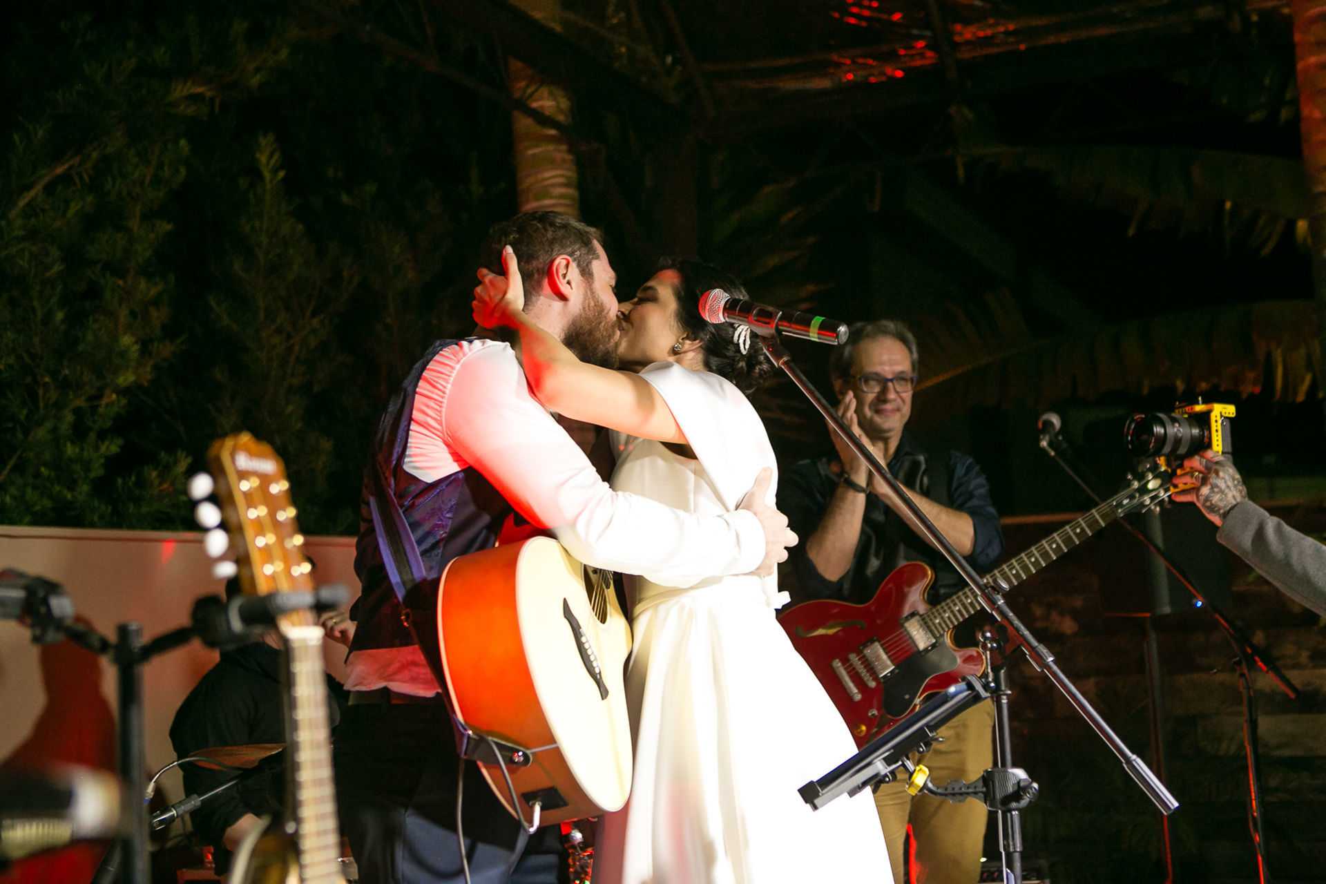 Foto Juliana e Diego - Casamento - Residência da Noiva Foto Juliana e Diego - Casamento - Residência da Noiva - Imagem 70
