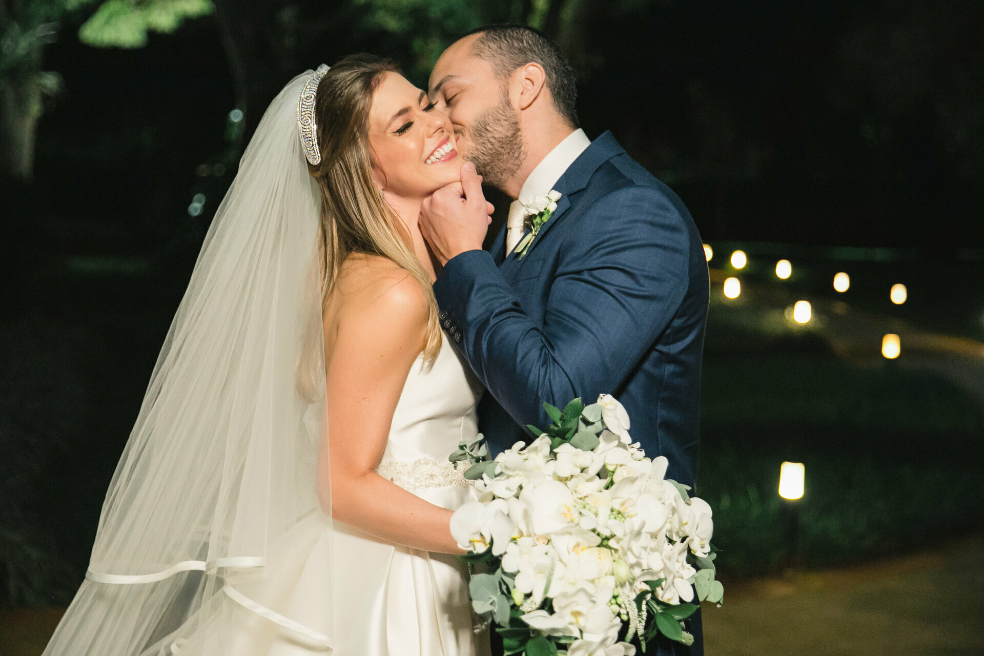 Laura e Ricardo - Casamento - Villa Casuarina - Batatais-SP